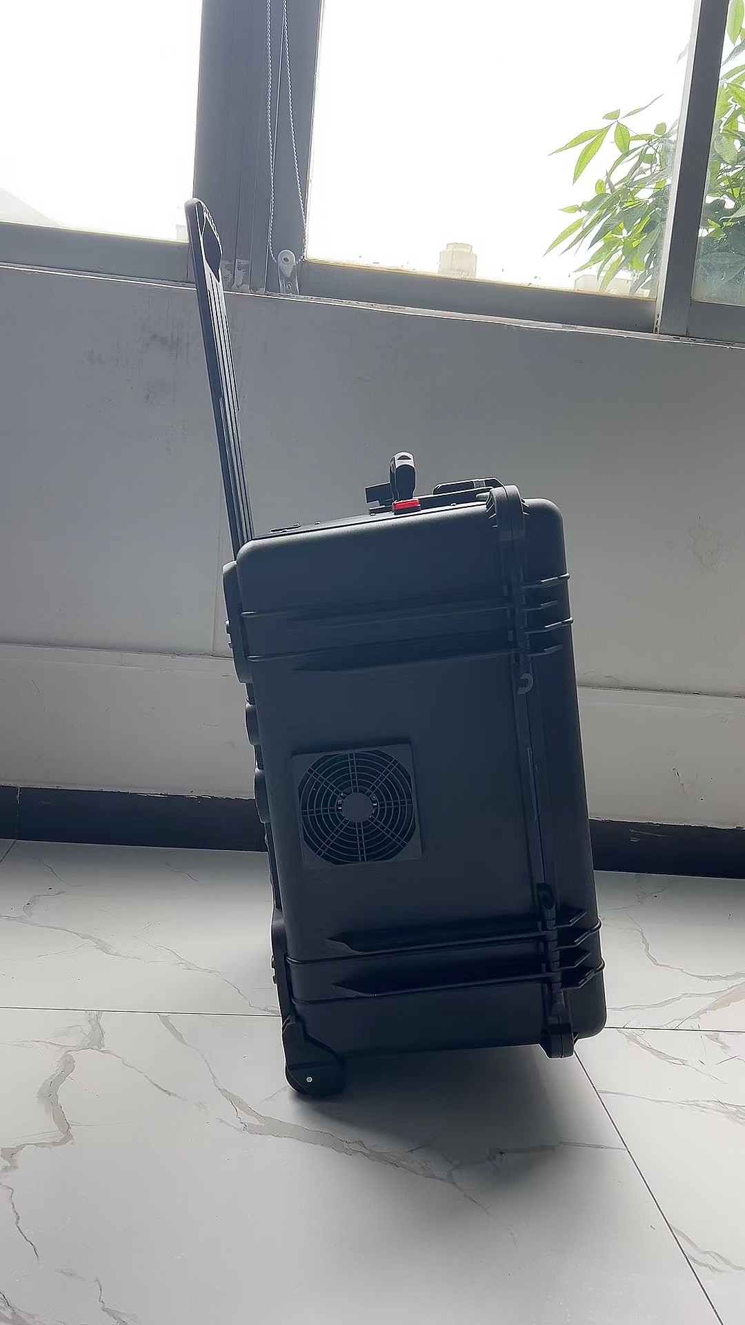 桥头镇手拉箱型移动通信干扰器